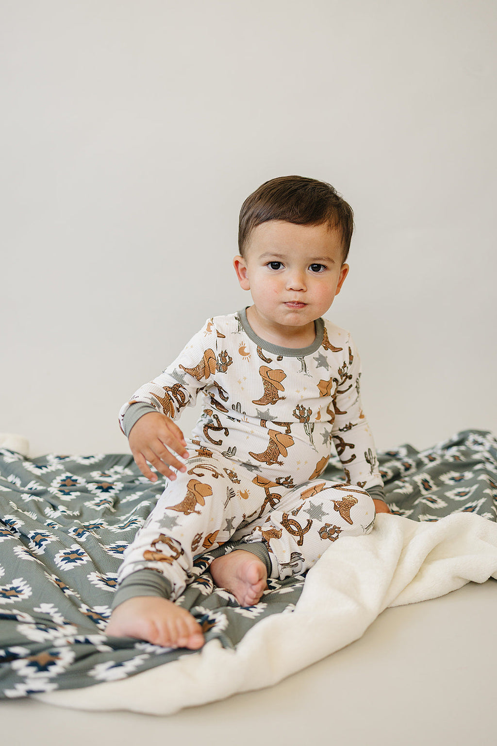 Outlaw Cowboy Ribbed Bamboo Cozy Set